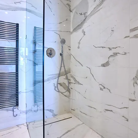 Coastal One Bedroom Retreat With Direct Breathtaking Sea Views Sliema Exterior photo