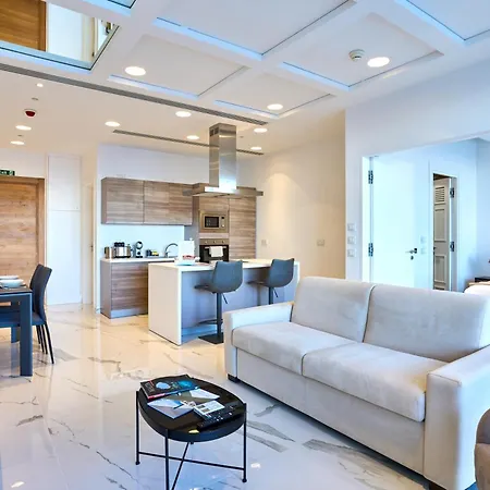 Coastal One Bedroom Retreat With Direct Breathtaking Sea Views Sliema Exterior photo