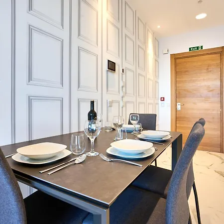 Coastal One Bedroom Retreat With Direct Breathtaking Sea Views Sliema Exterior photo