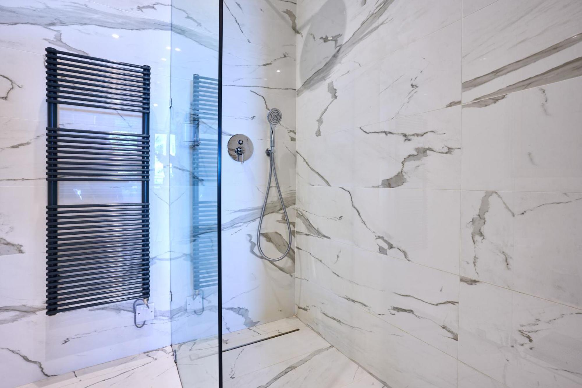 Coastal One Bedroom Retreat With Direct Breathtaking Sea Views Appartement Sliema